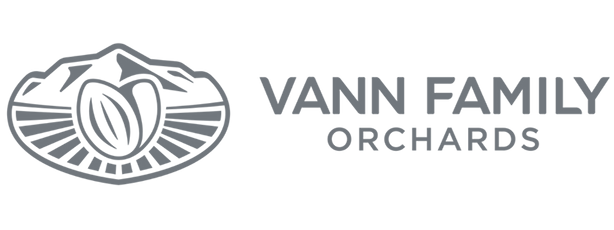 logo_vann family orchards