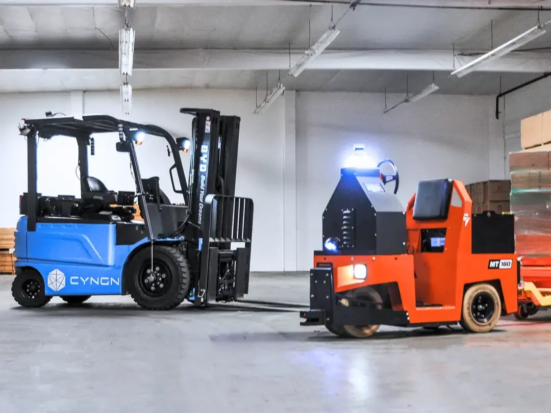 autonomous drivemod tugger and forklift_2